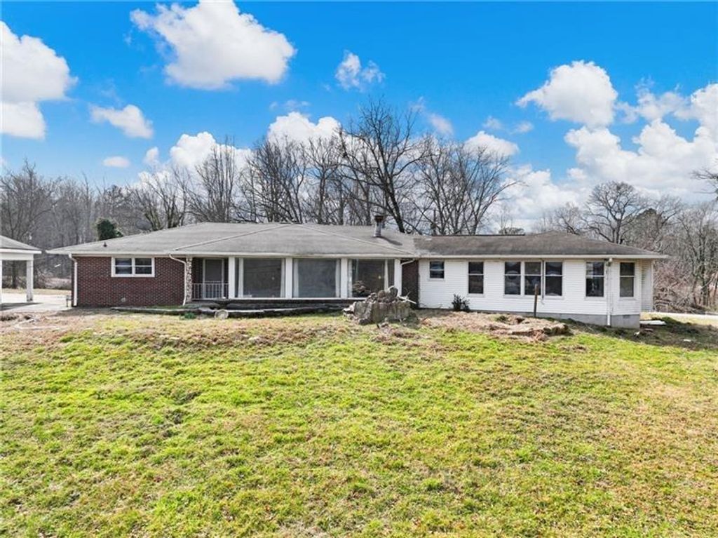 2511 Dana Drive, Gainesville, GA 30507