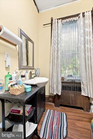 102 E CLIVEDEN ST, Philadelphia, PA 19119