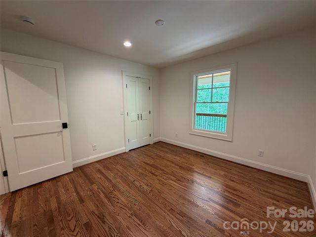 316 Big Raven Lane, Saluda, NC 28773