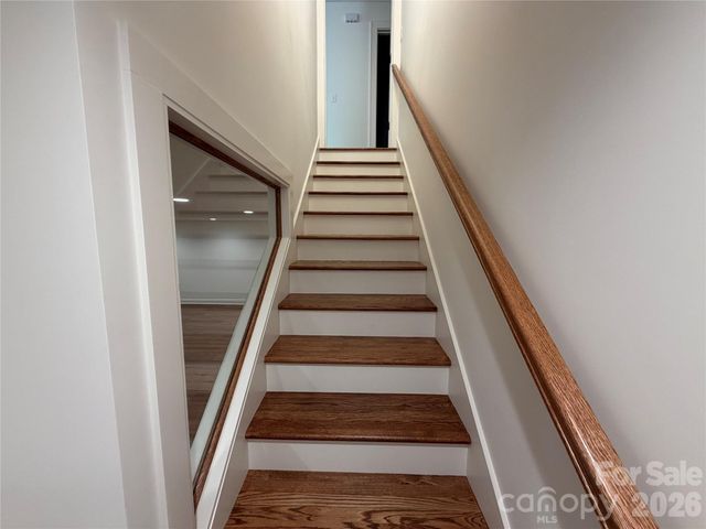 316 Big Raven Lane, Saluda, NC 28773