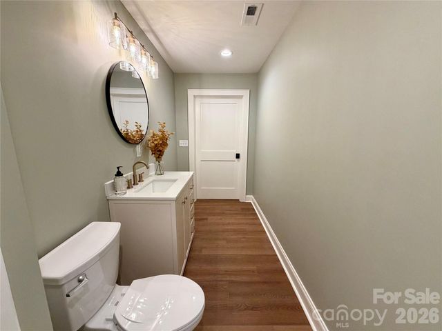 316 Big Raven Lane, Saluda, NC 28773