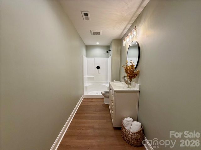 316 Big Raven Lane, Saluda, NC 28773
