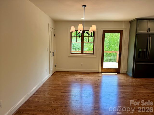 316 Big Raven Lane, Saluda, NC 28773