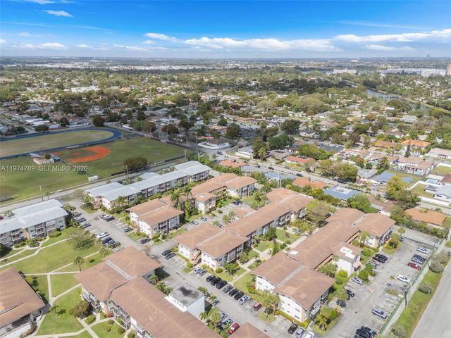 17050 NE 14th Avenue 106, Miami, FL 33162