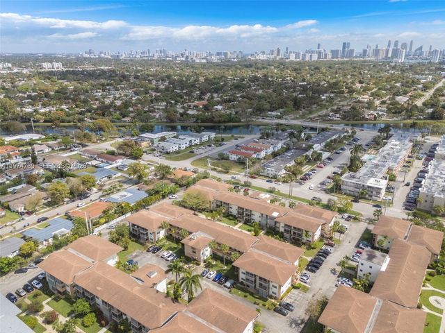 17050 NE 14th Avenue 106, Miami, FL 33162