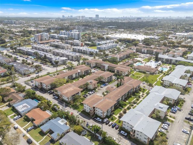 17050 NE 14th Avenue 106, Miami, FL 33162