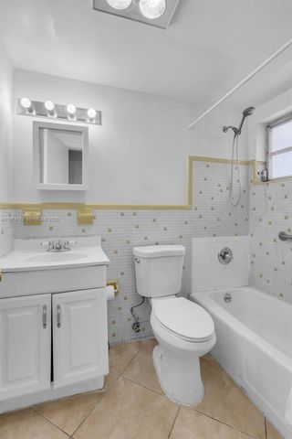 17050 NE 14th Avenue 106, Miami, FL 33162