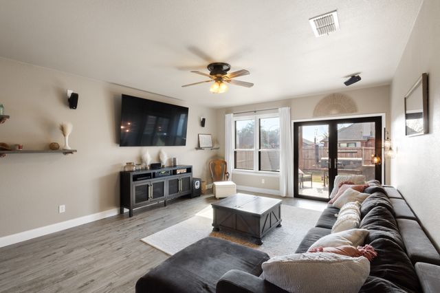 1360 Castlegar Lane, Fort Worth, TX 76247