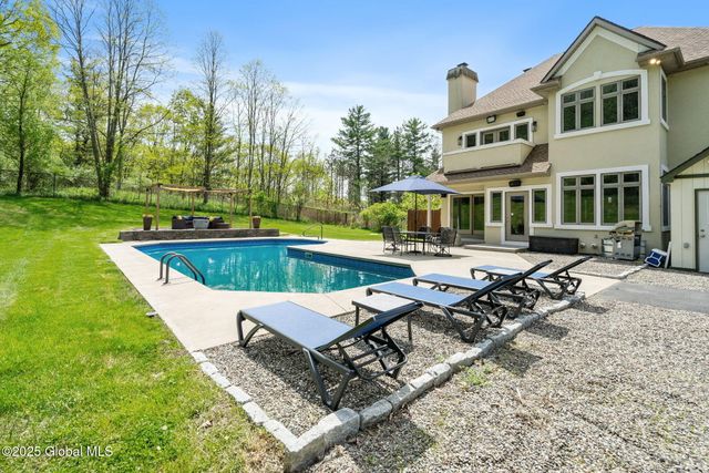 380-382 Lape Road, Schodack, NY 12123