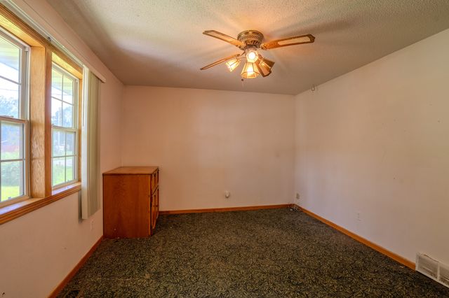 225 George Street, Hartford, IA 50118