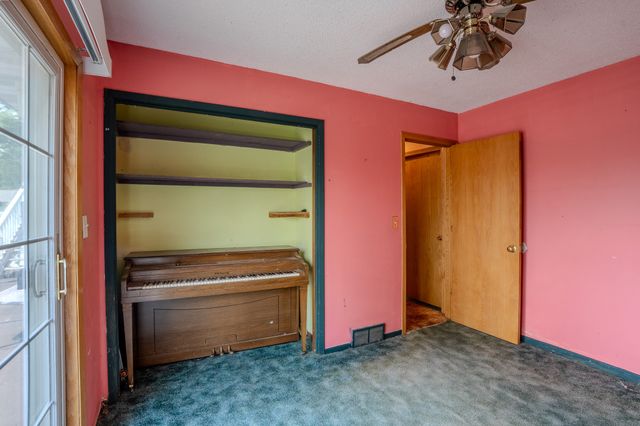 225 George Street, Hartford, IA 50118