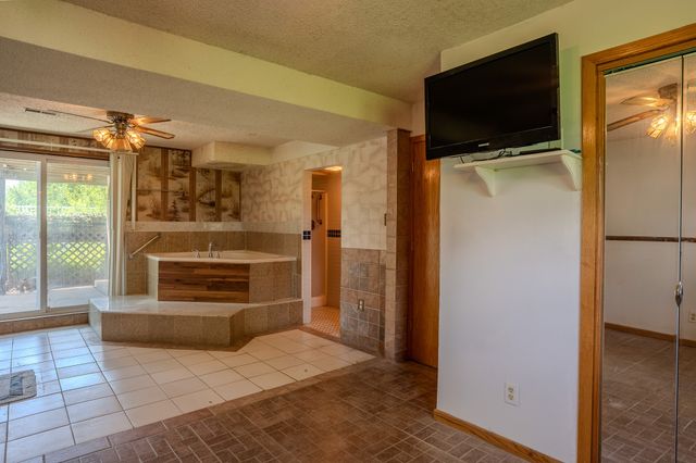 225 George Street, Hartford, IA 50118