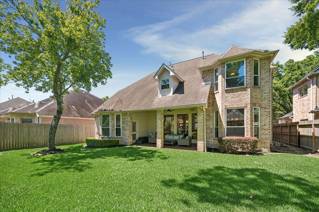 7923 N Wellington Court, Houston, TX 77055