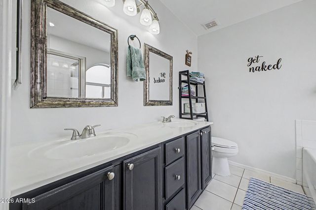 1052 N BOGLE Avenue, Chandler, AZ 85225