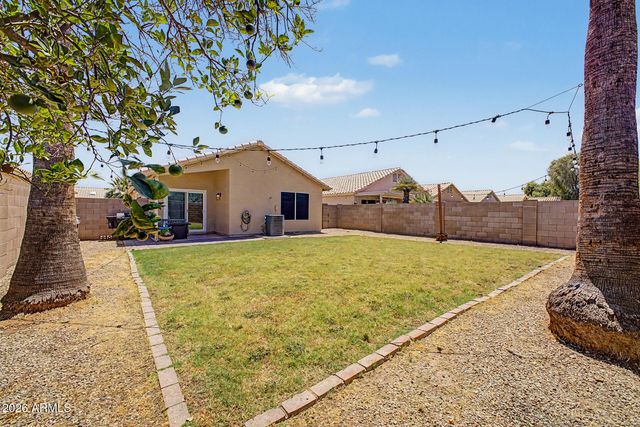 1052 N BOGLE Avenue, Chandler, AZ 85225