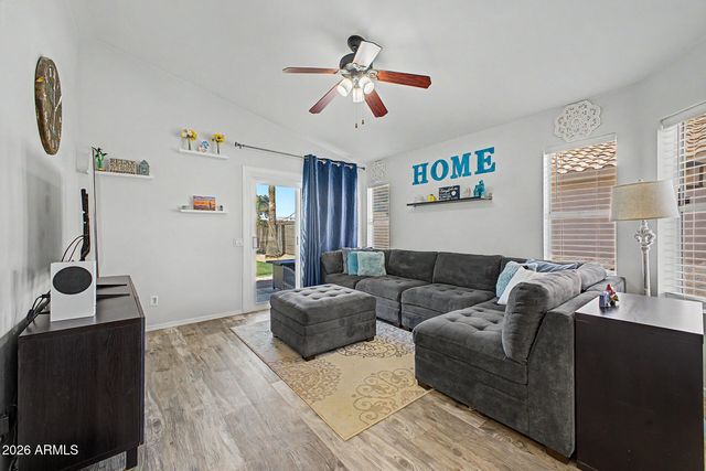 1052 N BOGLE Avenue, Chandler, AZ 85225