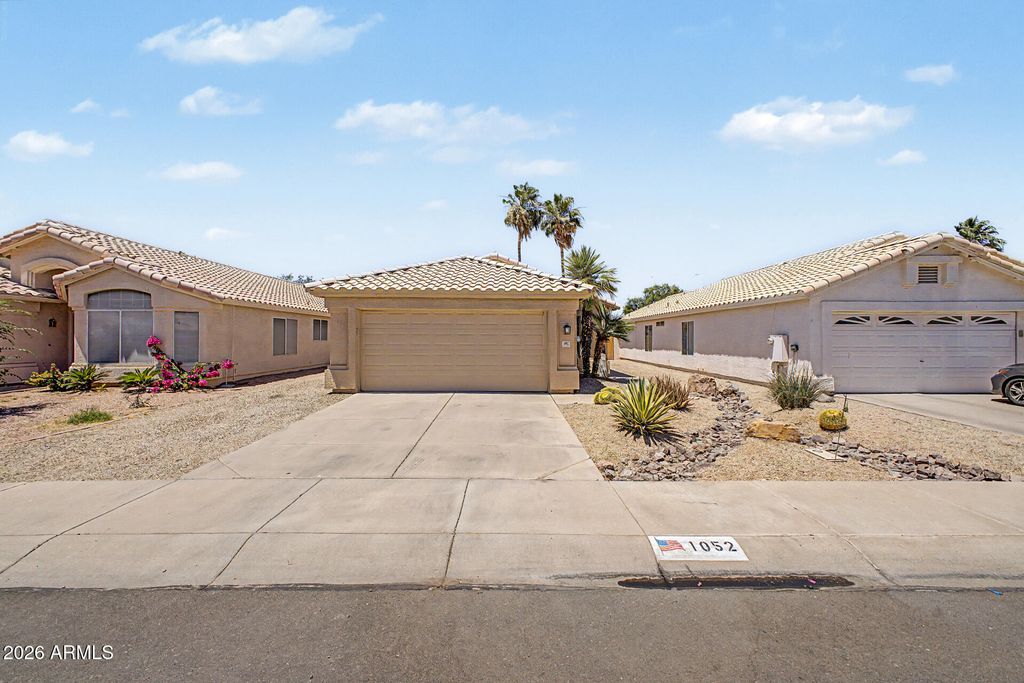 1052 N BOGLE Avenue, Chandler, AZ 85225