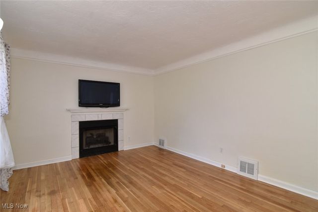 1575 Lander Road, Mayfield Heights, OH 44124