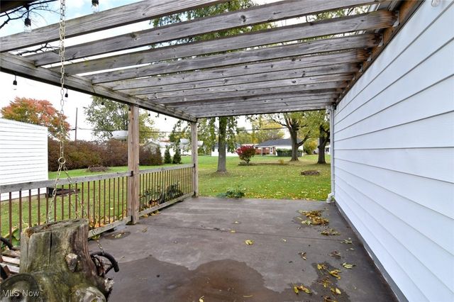 1575 Lander Road, Mayfield Heights, OH 44124