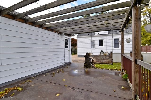 1575 Lander Road, Mayfield Heights, OH 44124