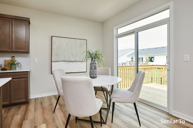 16611 Deerview Drive, Urbandale, IA 50323