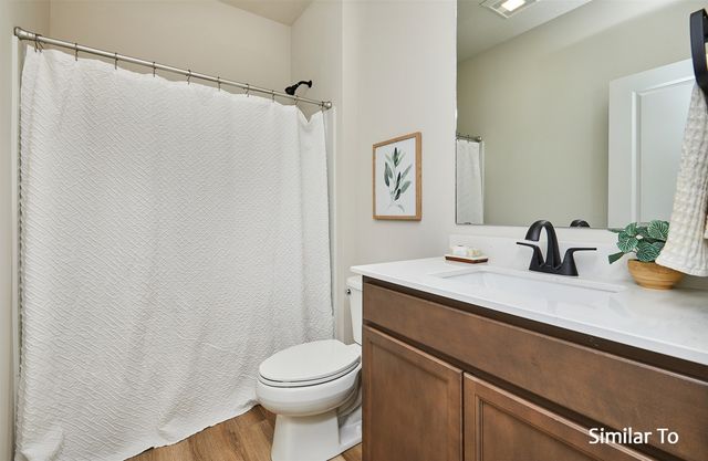 16611 Deerview Drive, Urbandale, IA 50323