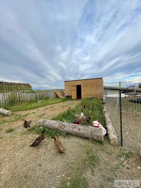 Image 15 of property listing at 2398 N 400 E, Monteview, ID 83435