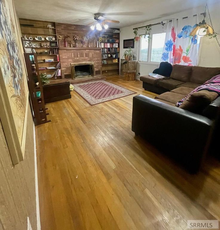 Image 17 of property listing at 2398 N 400 E, Monteview, ID 83435