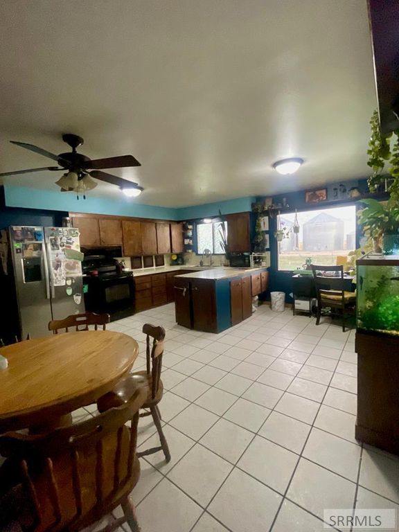 Image 20 of property listing at 2398 N 400 E, Monteview, ID 83435