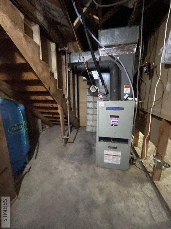 Image 22 of property listing at 2398 N 400 E, Monteview, ID 83435