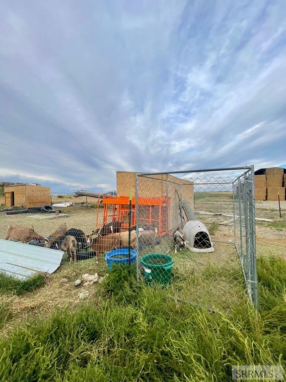 Image 8 of property listing at 2398 N 400 E, Monteview, ID 83435