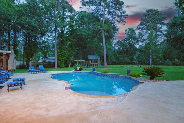 17303 Indigo Hills Drive, Magnolia, TX 77355