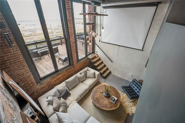 1133 W 9th Street 315, Cleveland, OH 44113