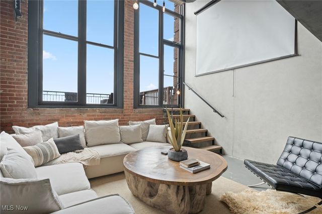 1133 W 9th Street 315, Cleveland, OH 44113