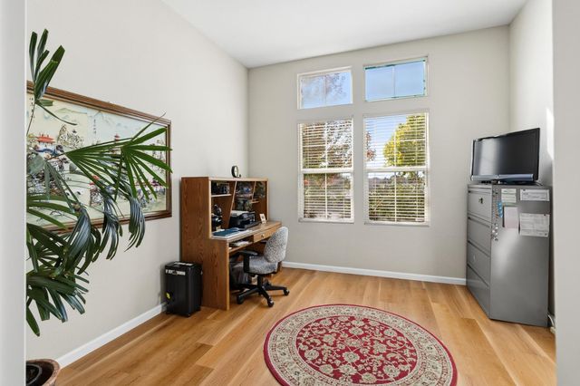 2857 MAYBROOK Dr, Sacramento, CA 95835