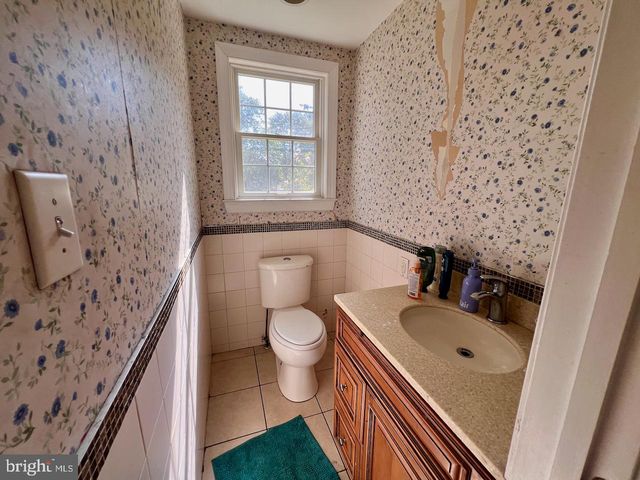 2706 EBRIGHT RD, Wilmington, DE 19810