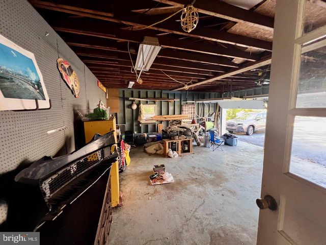 2706 EBRIGHT RD, Wilmington, DE 19810