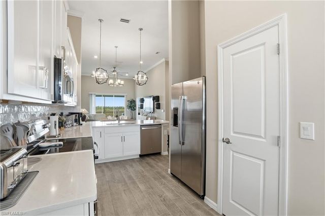 11851 Venetian Lagoon DR # 202, Fort Myers, FL 33913