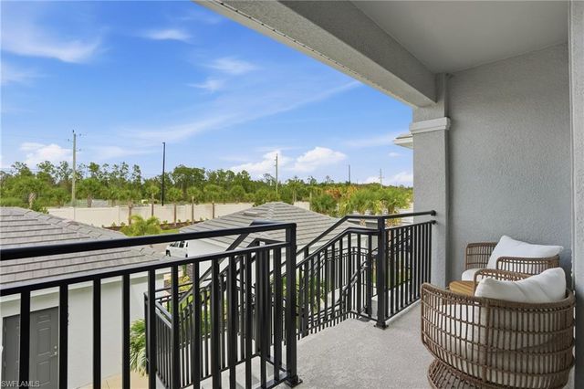 11851 Venetian Lagoon DR # 202, Fort Myers, FL 33913