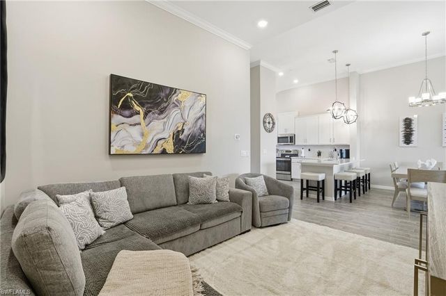 11851 Venetian Lagoon DR # 202, Fort Myers, FL 33913