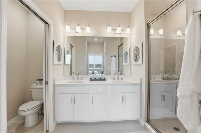 11851 Venetian Lagoon DR # 202, Fort Myers, FL 33913