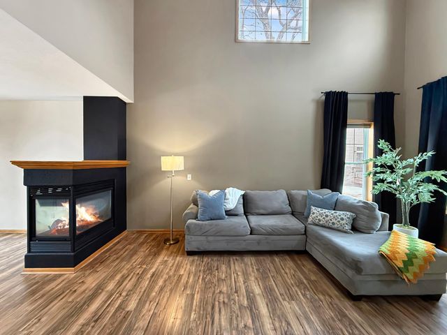 1411 131st Avenue NE, Blaine, MN 55449