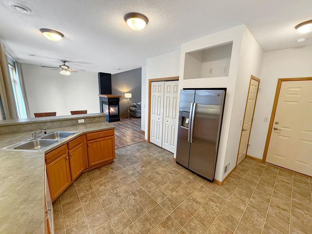 1411 131st Avenue NE, Blaine, MN 55449