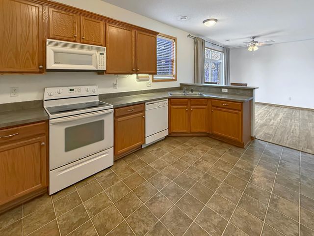 1411 131st Avenue NE, Blaine, MN 55449