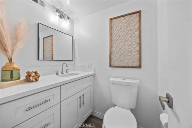 4469 Larwin Ave, Cypress, CA 90630
