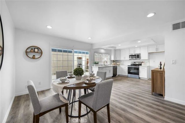 4469 Larwin Ave, Cypress, CA 90630