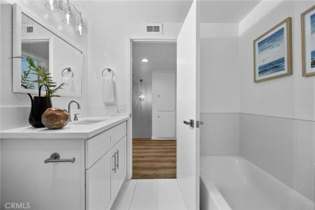 4469 Larwin Ave, Cypress, CA 90630