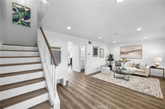 4469 Larwin Ave, Cypress, CA 90630
