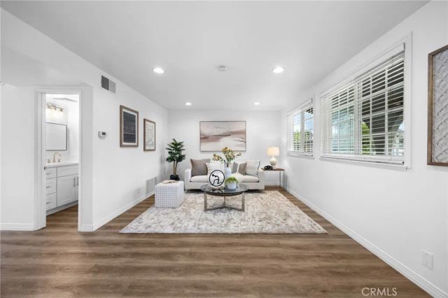 4469 Larwin Ave, Cypress, CA 90630