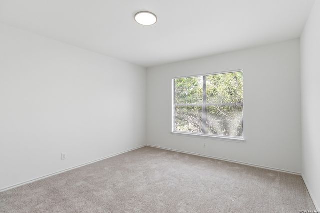 6619 BARTON ROCK RD, San Antonio, TX 78239